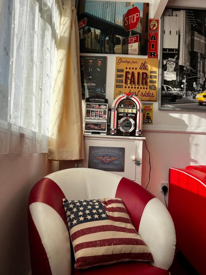 American Retro Chalet Hemsby Esterno foto